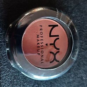 HOST PICK - NWT - NYX Eyeshadow